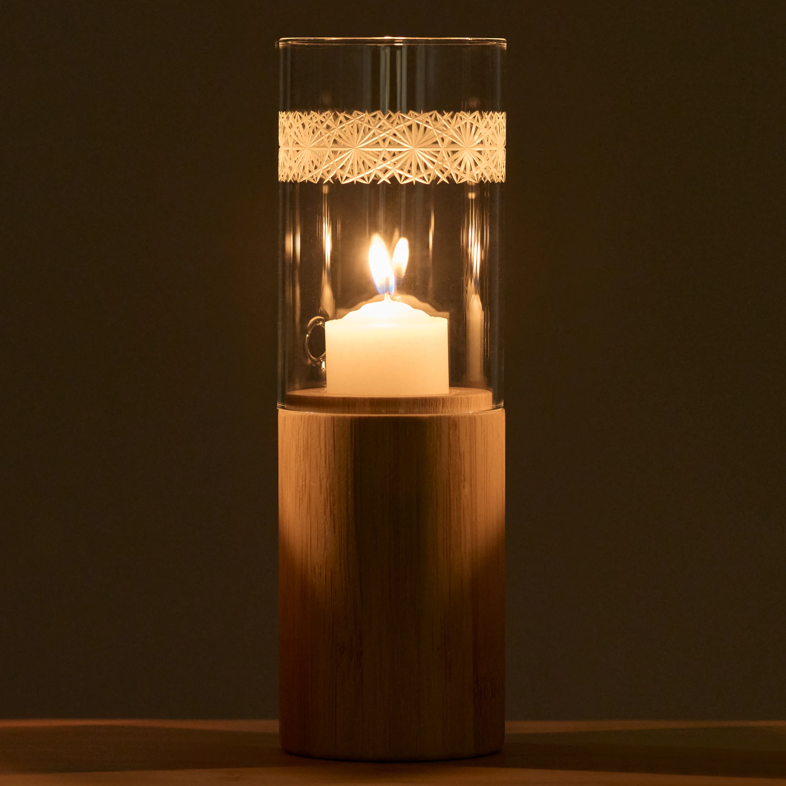 Edo Kiriko Lantern / 菊繋ぎ（きくつなぎ）